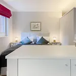 Strandresidenz 115 *